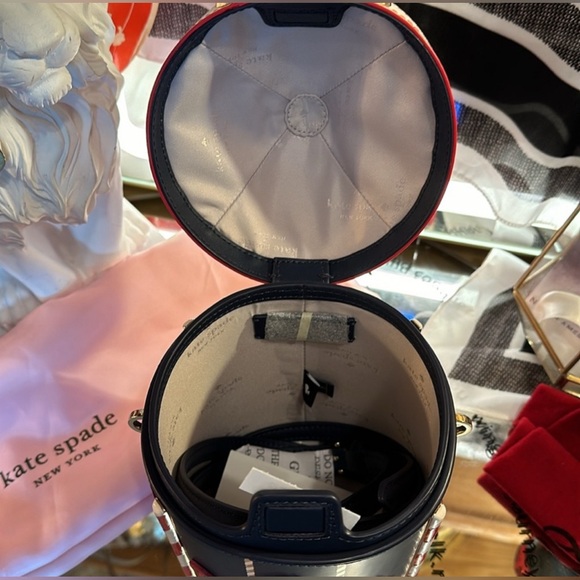 Kate Spade Winter Wonders 3-D Carousel - Picture 3 of 9